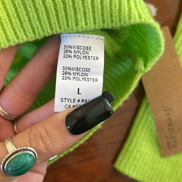 NWT Dreamers Green Knit Cropped Crewneck Sweater Top - Picture 6 of 9